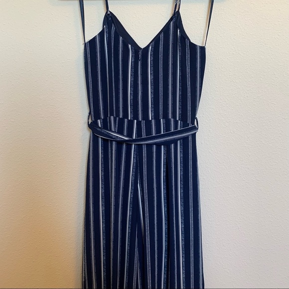 NWT Monteau Navy & White Striped Jumpsuit with Leg Slits - Size M - Picture 6 of 9